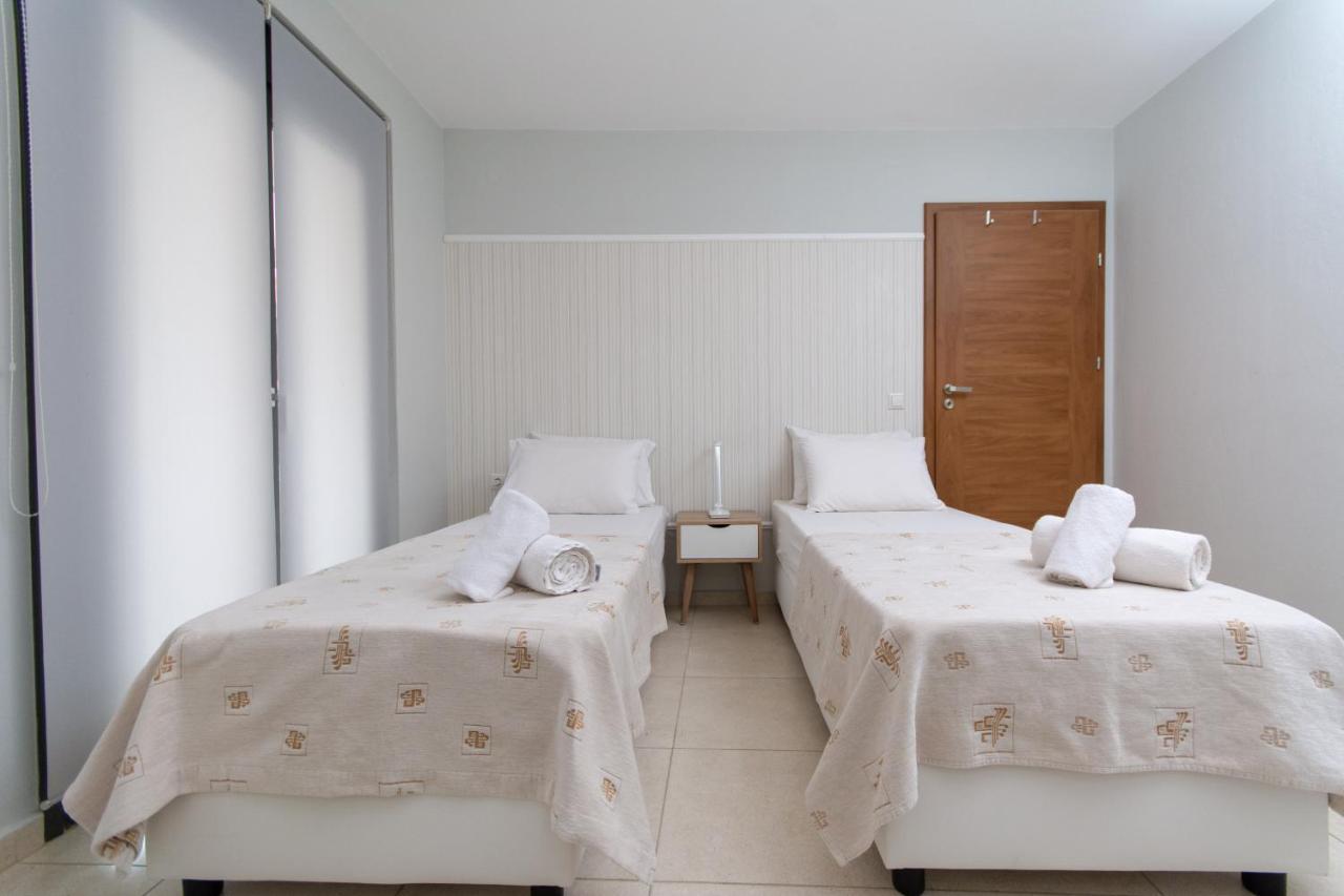 Spacious Fully Equipped 3Bd 2Bath Apt In The Heart Of City With Balconies Ac And Fast Wifi #2 Heraklion  Exterior photo
